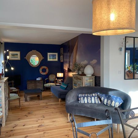 Villa Les Terrasses Dans La Nature Avec Piscine A 2 Pas De Lyon, Metro A 15Mn A Pied Pour Lyon Centre En 10Mn Ou Bus A 300M Pour Lyon Centre Oullins Ngoại thất bức ảnh