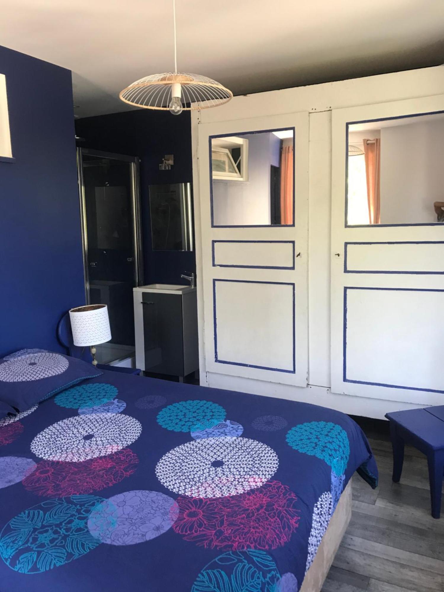 Villa Les Terrasses Dans La Nature Avec Piscine A 2 Pas De Lyon, Metro A 15Mn A Pied Pour Lyon Centre En 10Mn Ou Bus A 300M Pour Lyon Centre Oullins Ngoại thất bức ảnh